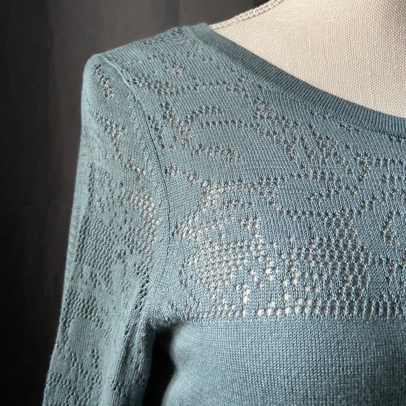 Long Sleeve - Picture 2 of 3